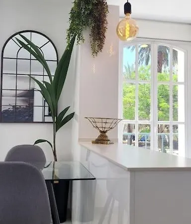 Luxury In Center Fuegirola Near The Beach Apartment