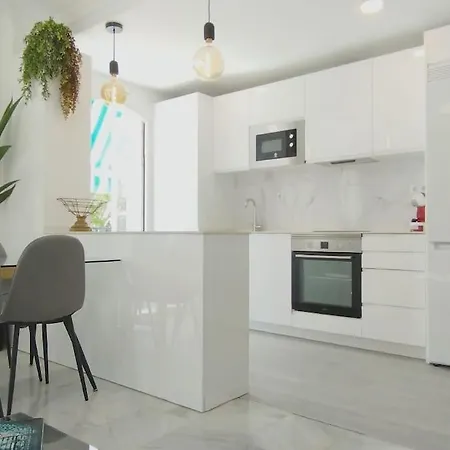 Luxury In Center Fuegirola Near The Beach *