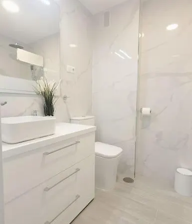 Luxury In Center Fuegirola Near The Beach *